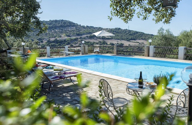 Splendid independent Villa surrounded by Sardinian nature