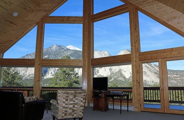Splendid isolation in the heart of the Colorado Rockies Collegiate Peaks