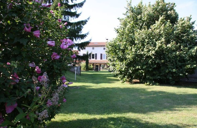 Splendid large country house