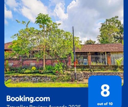 SPOT ON 92399 Hotel Sekar Jagat Near Pantai Baluk Rening
