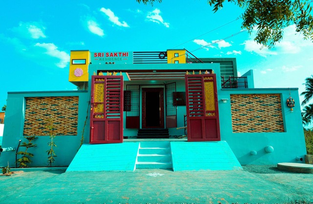 Sri Sakthi Residence - Mount View - Divinity House for your temple visitn