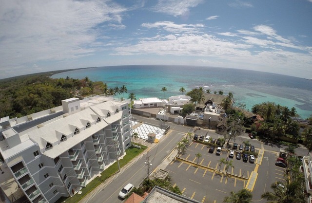 St-Tropez by vistamarina