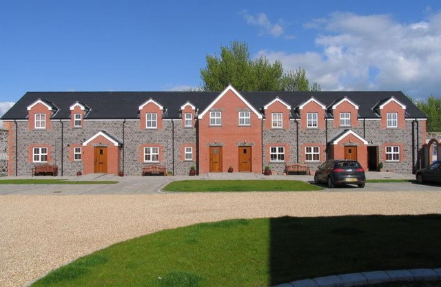 Stable Court Apartments