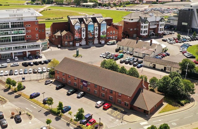 Stables Inn, Aintree