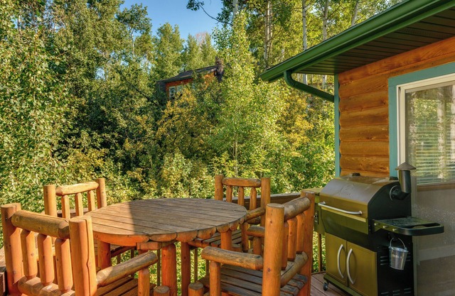 Star Valley Ranch Cabin Rental w/Private Hot Tub!