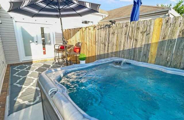 Stay at Steuben, Hot Tub, Remodeled Home