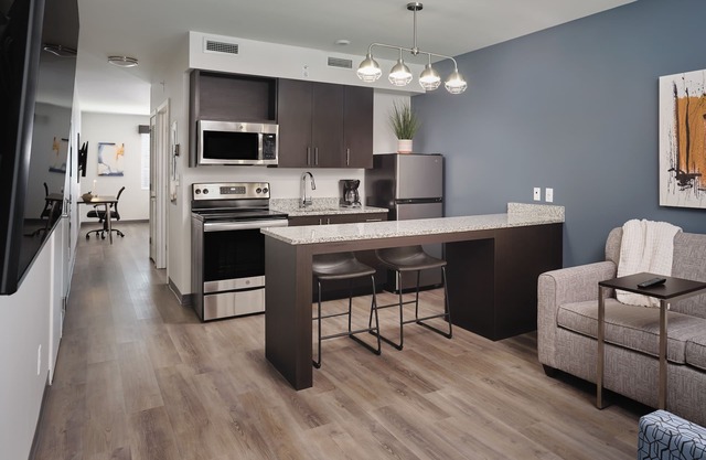 stayAPT Suites Dothan