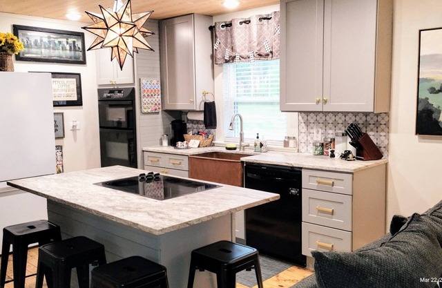 Steele Magnolia -Newly renovated charming cottage