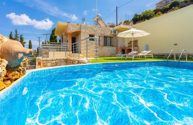 Stefania Villa Ena - One Bedroom Villa, Sleeps 4