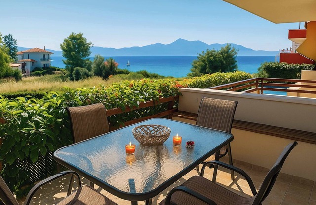 Stella's Seaview Getaway - 100m to Theologos Beach