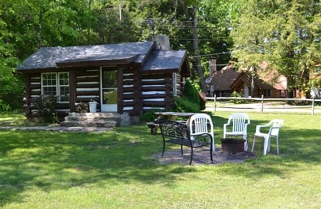 Step Back in Time—Stay in 1930s Log Cabins Near Ohiopyle Cabin 2