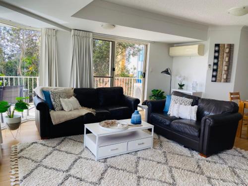 Steps From The Beach 3br Apt FREE Wifi,Pool,Parking,Smart TV