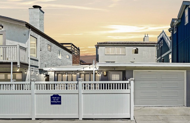Steps to Sand | Family-Friendly Ocean Surf Shack