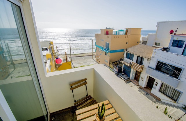 Steps to the beach/ocean view>Stylish>Clean/1 BD