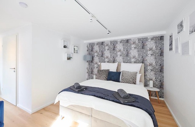 Stilvolles Apartment ruhig, Self-Check in, WLAN top, Parkplatz an der Strasse
