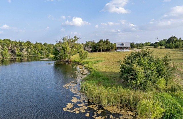 Stocked Fishing Ponds: Texas Getaway w/Cows!