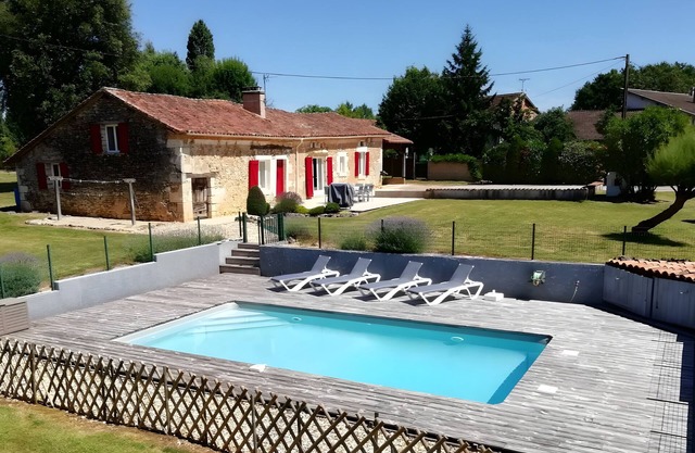 Stone House with Private Pool and Garden – Charm & Comfort in Dordogne