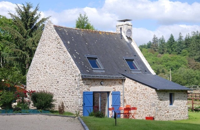 Stone house on a country estate!