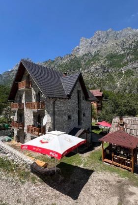 Stonehouse villa