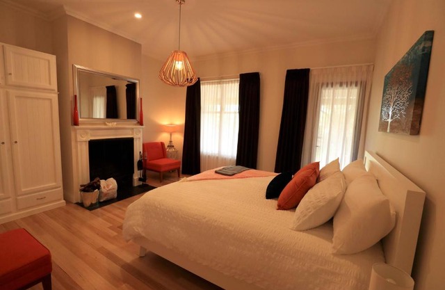 Strathalbyn Cottages