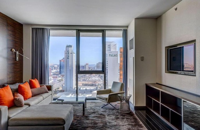 Strip View Luxury Studio No Resort Fee Palms Place
