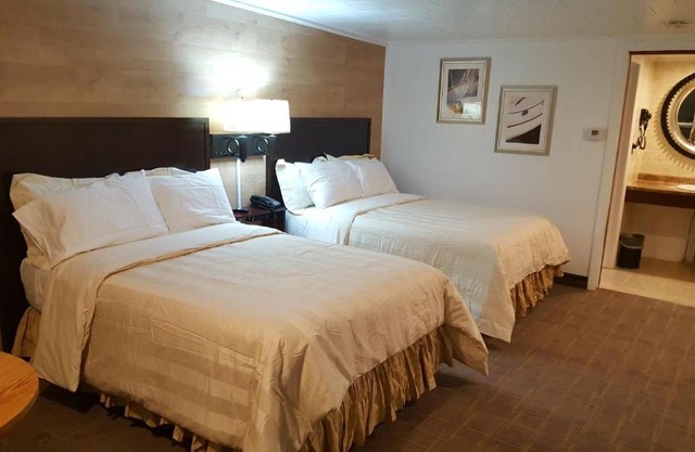 Stucco Lodge