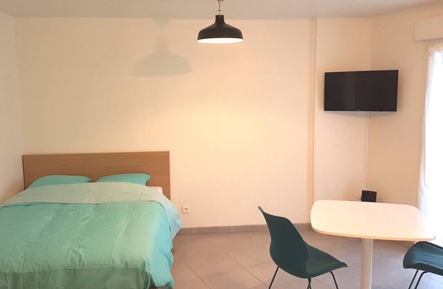 Studio 33m² complete equipment + Terrace