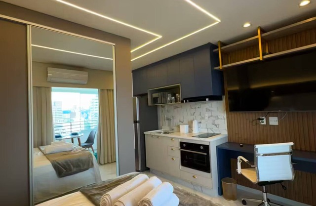 Studio 400 meters from Butantã subway with swimming pool and gym on the Rooftop, with garage.
