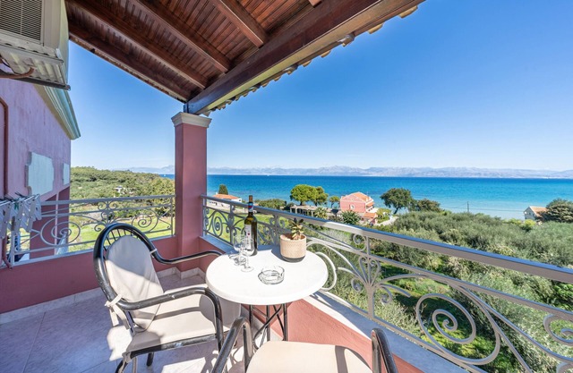 Studio Apartment '8' with Sea View, Wi-Fi and Air Conditioning