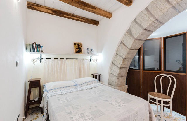 Studio Apartment 'Flat Calatafimi Segesta' with Wi-Fi and Air Conditioning