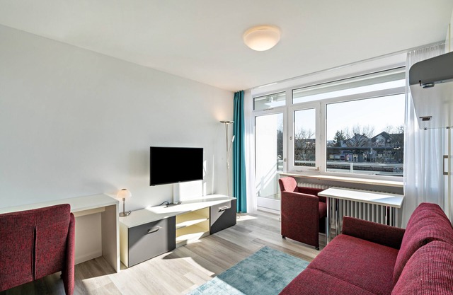 Studio Apartment "Huber Living Basic 209" with Balcony & Wi-Fi