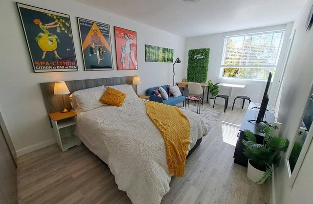 Studio Apartment in East Perth