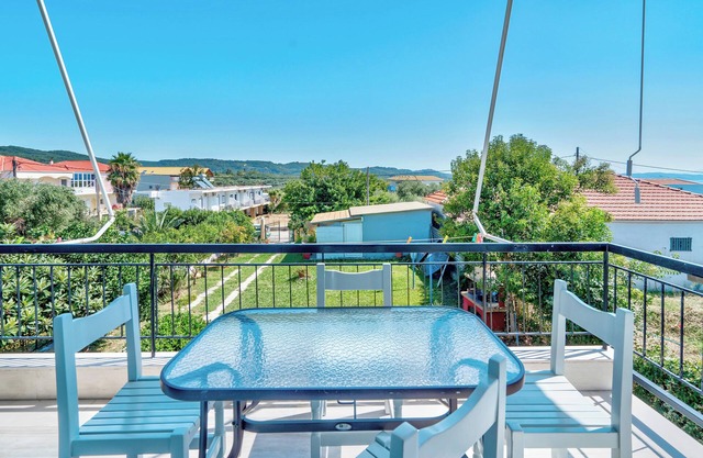Studio Apartment 'Labros 4' with Mountain View, Wi-Fi and Air Conditioning