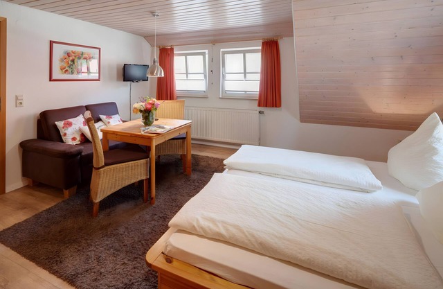 Studio Apartment 'Mohn' with Shared Terrace, Shared Garden and Wi-Fi