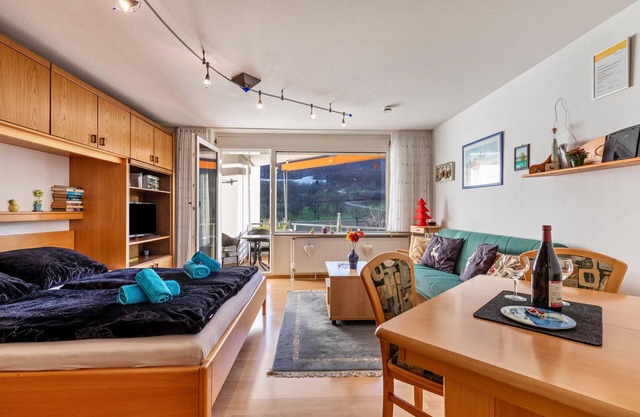 Studio Apartment "Studti 134" with Mountain View, Balcony & Wi-Fi