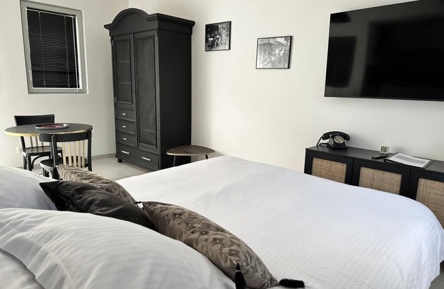 Studio BISTROT near Olympics 2024, garden, terrace, sauna, gym