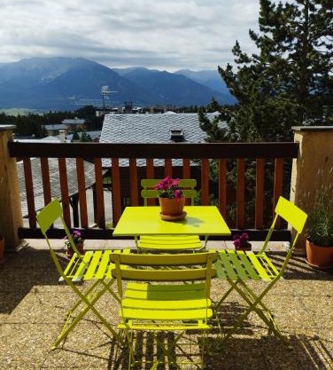 Studio cabine chaleureux à Pyrénées 2000 - WiFi et parking privé