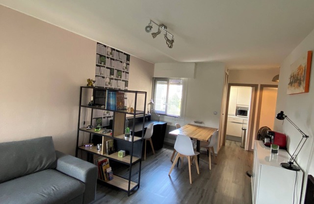 Studio Chambéry with breakfast