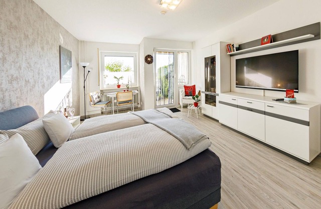 Studio 'Morgensonne' with Private Terrace and Wi-Fi