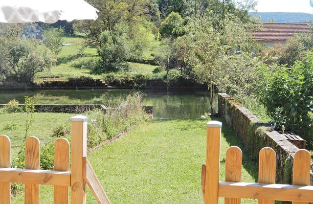 Studio en Location - Bord de Rivière "loulalou" Franche-comté