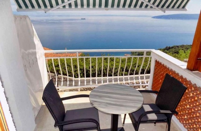 Studio flat with terrace and sea view Mošćenice, Opatija (AS-7689-a)