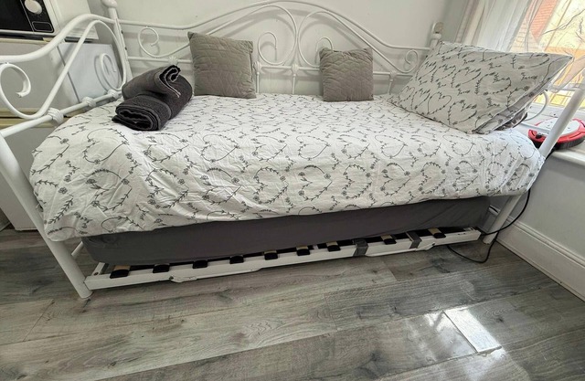 Studio Flat yards from Bournemouth Beach