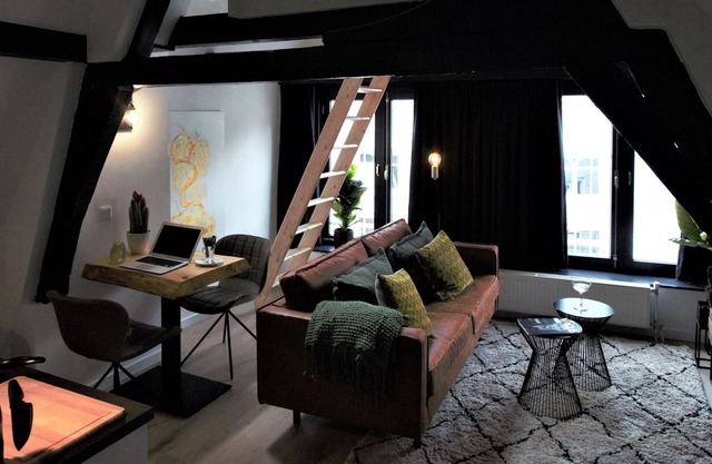 Studio Grote Markt Local Residence by Hotel Keyser