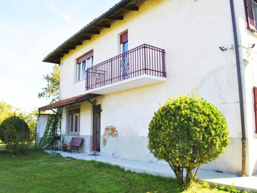 Studio in Astigiana Hills with Wine & Views