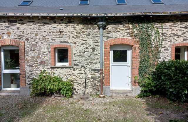 Studio in the countryside 15 min from Laval