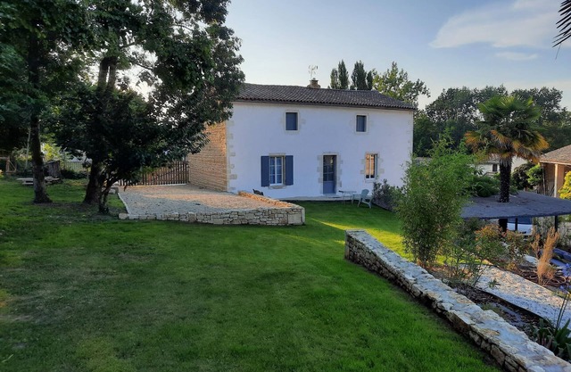 Studio in the countryside near river and hiking trails
