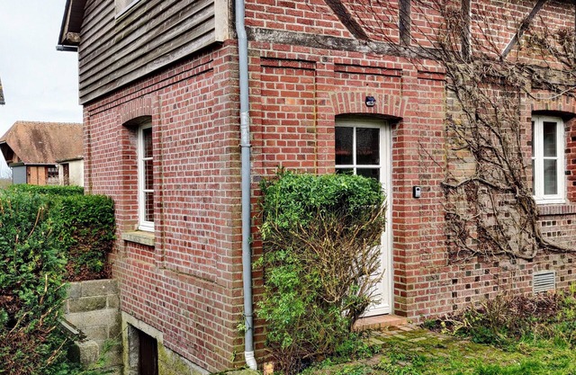 Studio "la grenouillette" in a cottage near Rouen