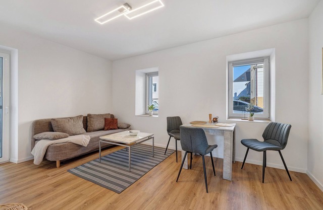 Studio 'Loft Am Bahnhof' with Mountain View, Wi-Fi and Air Conditioning