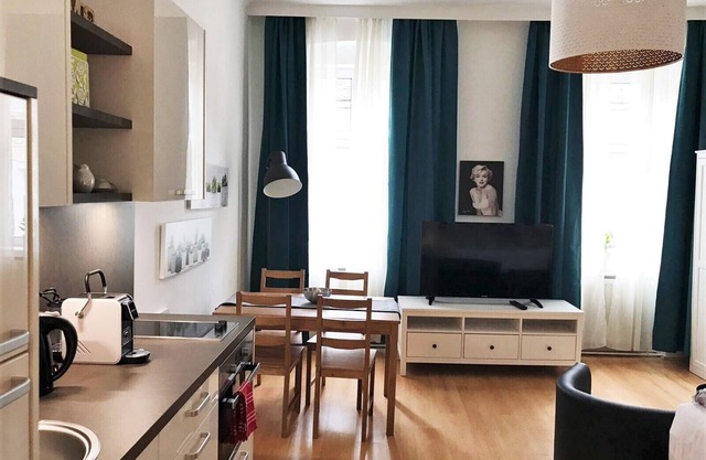 Studio mit Balkonnutzung