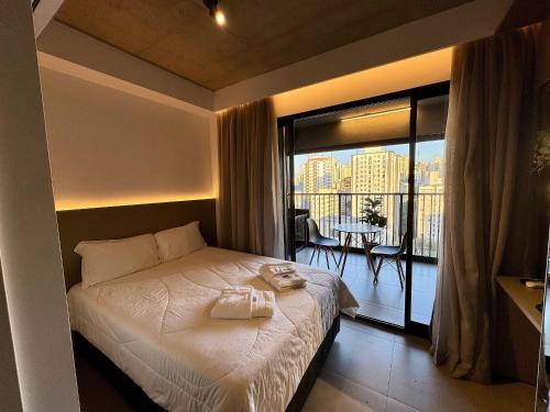 Studio moderno com sacada prox. Paulista